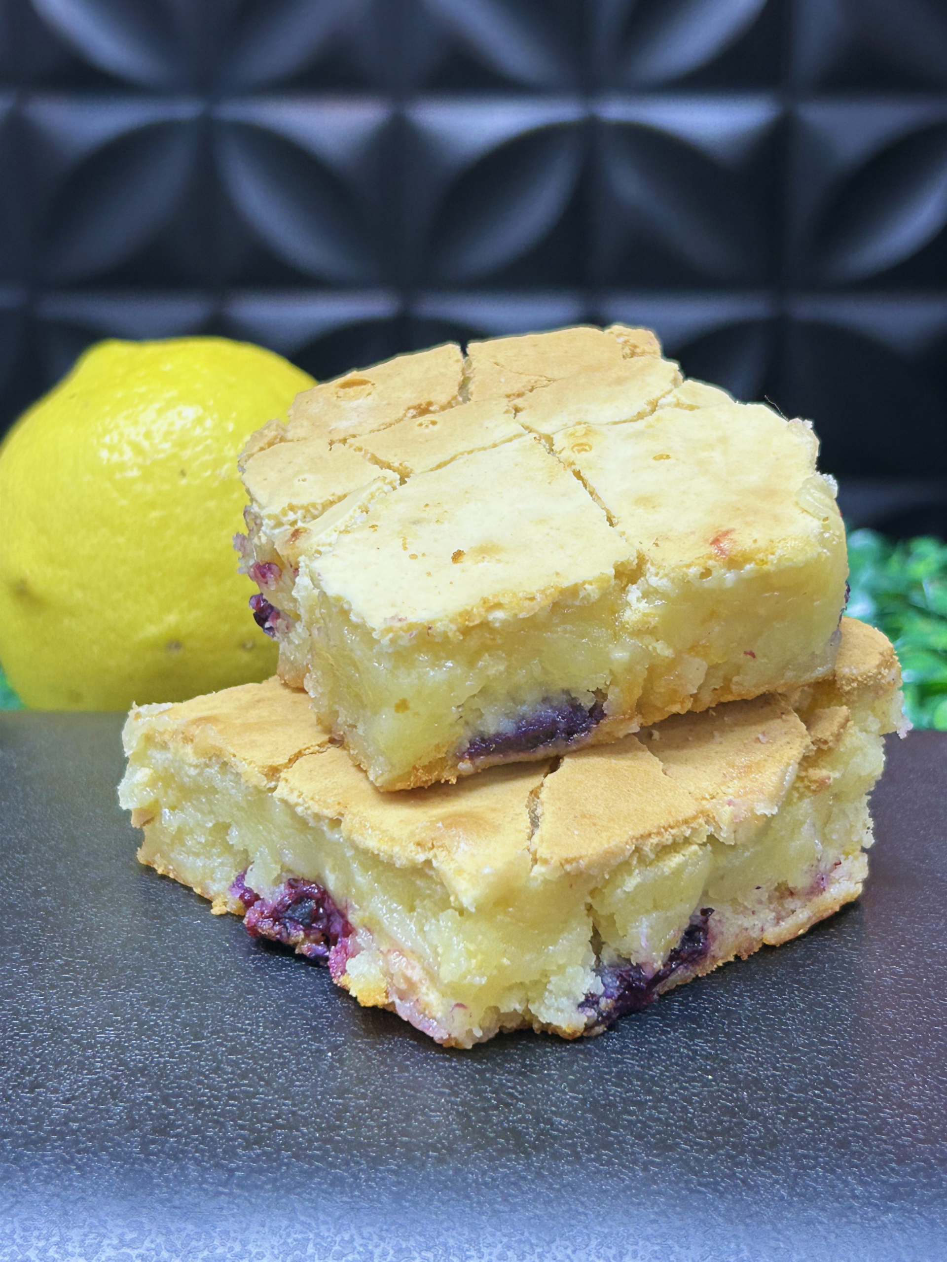 Brownie de Limão Siciliano com Mirtilo (Blonde)