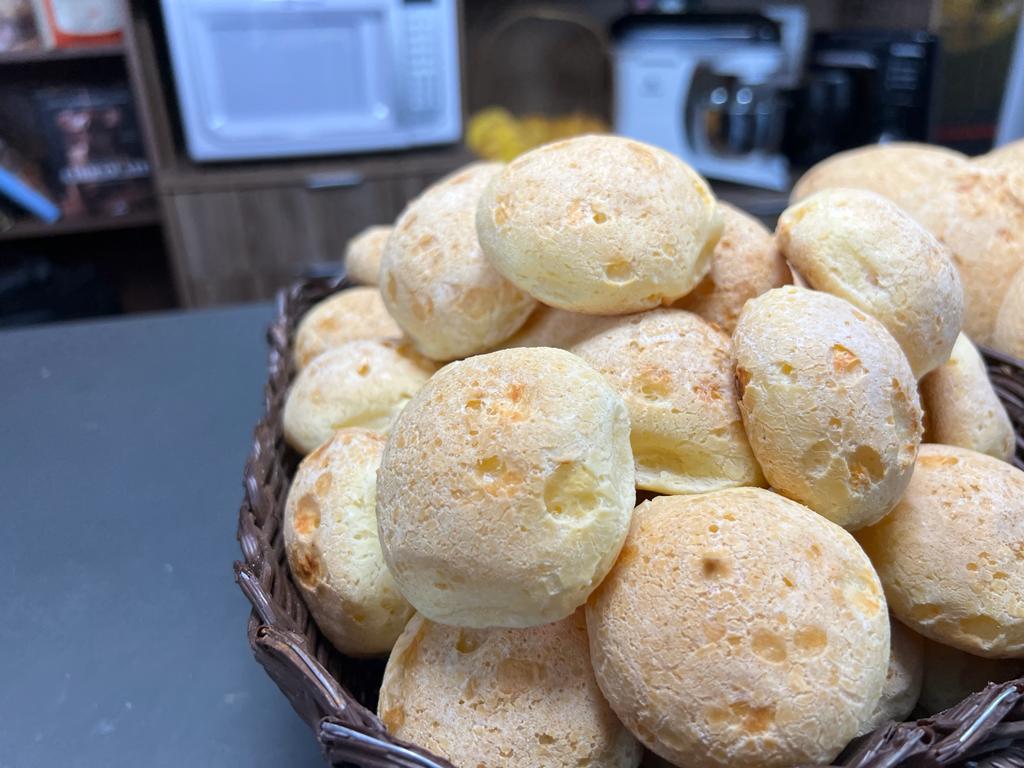 Pão de queijo pingado