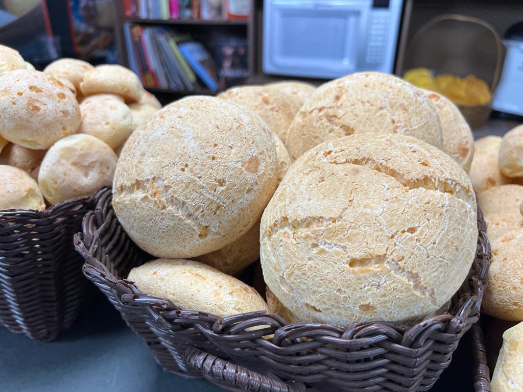 Pão de queijo pingado