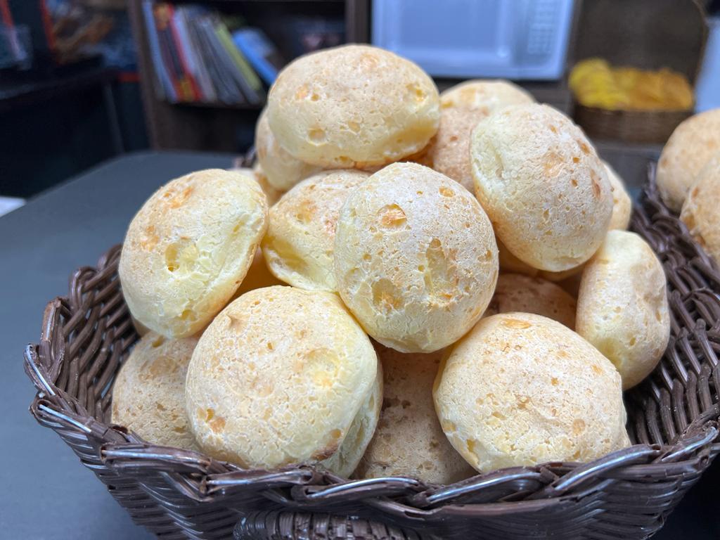 Pão de queijo pingado